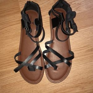 American Eagle Sandals